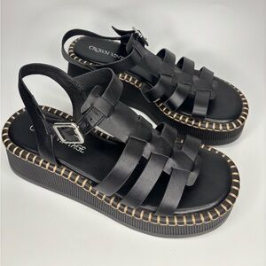 Fisherman Sandals Crown Vintage Gracen Ribbed Platform Strap Sandals Size 10 SH3